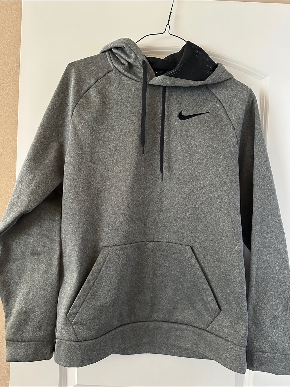 Nike Men's Heather Gray Pullover Hoodie with Black Swoosh
